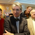 « Je compte demander un avis de contrôle judiciaire à propos du retrait du Protocole de Kyoto par le Canada. Est-ce qu’il y en a qui seraient disposés à m’aider?...