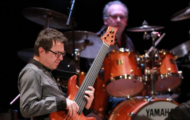 Le réputé bassiste Alain Caron se joint au corps professoral de l’UdeM