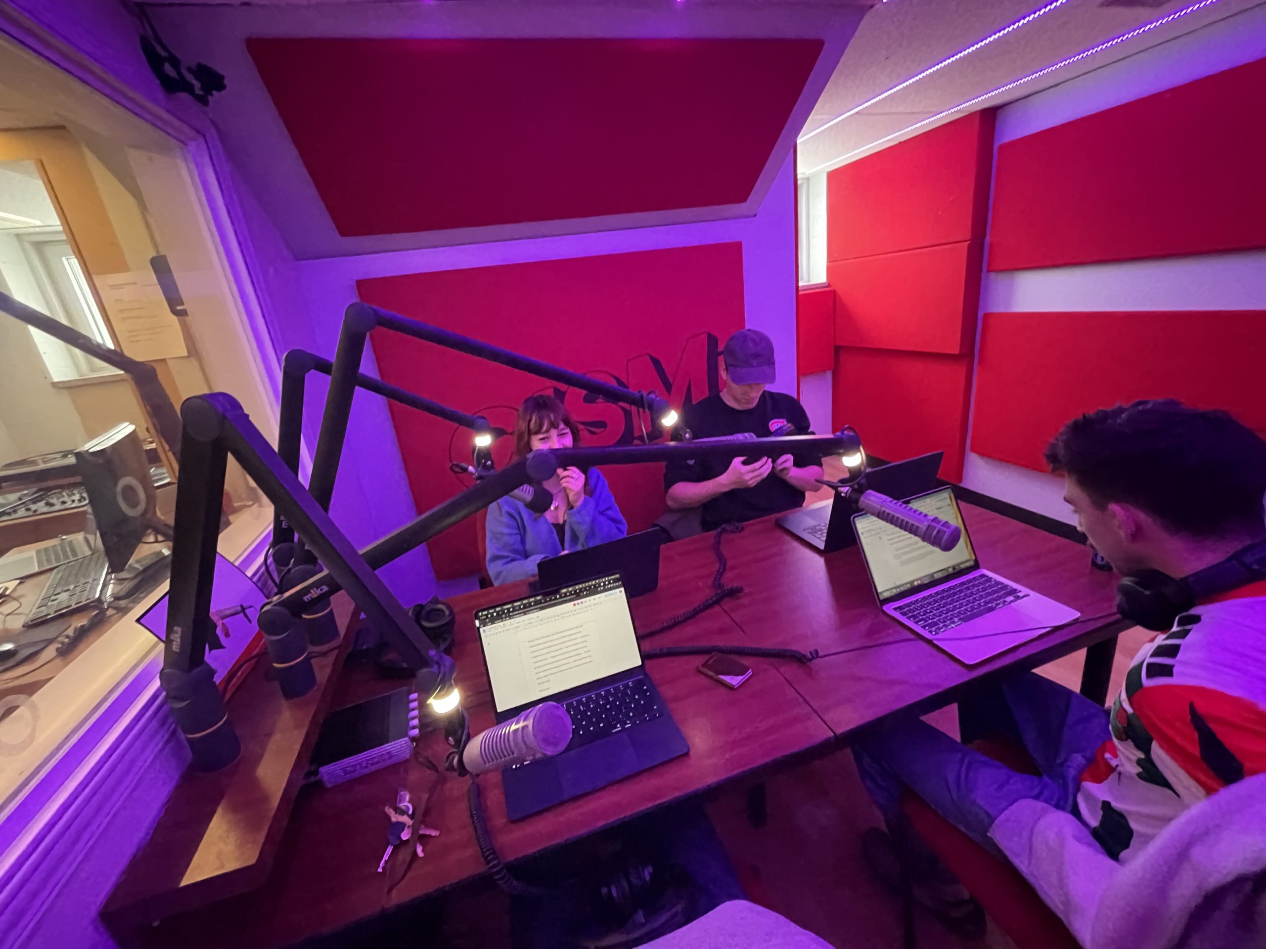 Dans la chronique « Comment concilier sport et études ? » la discussion s’est penchée sur ce qui aide à tenir le rythme. © Alexis Thériault