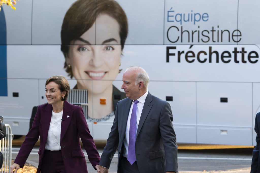 Christine Fréchette, cheffe de la CAQ, avant le débat des chefs de Noovo et Crave - Crédit : © Noovo et Crave / Paul Ducharme
